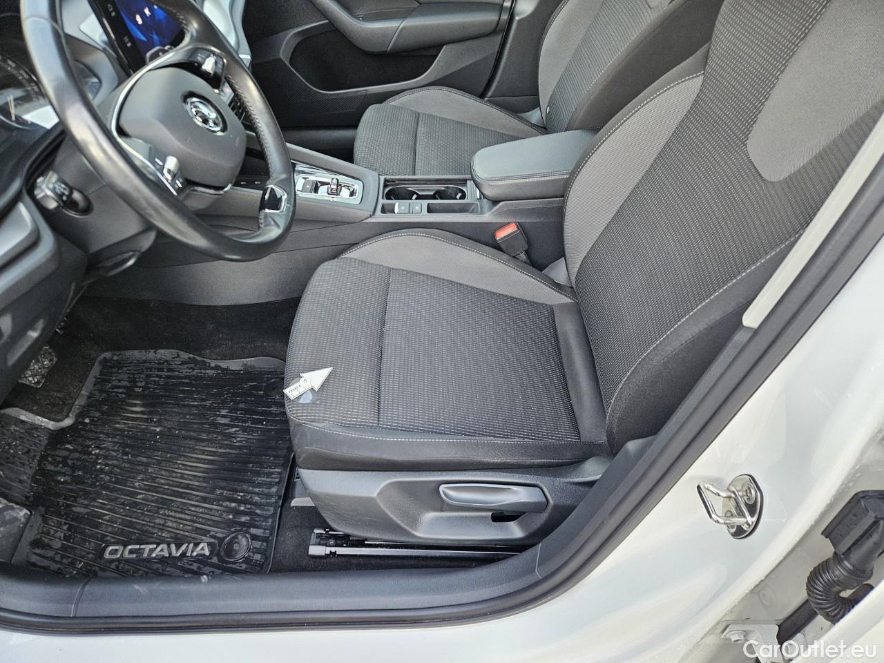  Skoda  Octavia 1.5 TSI MHEV Ambition DSG #39