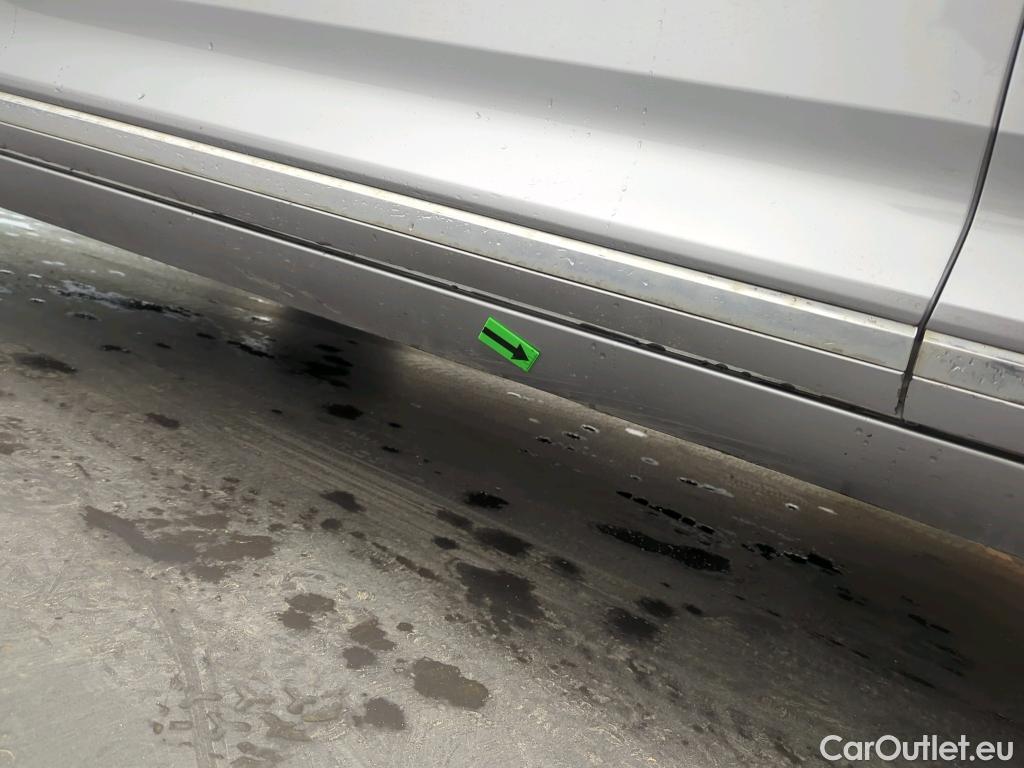  Volkswagen  Passat High. 2.0 TSI OPF DSG 4Mot 280 CP #13