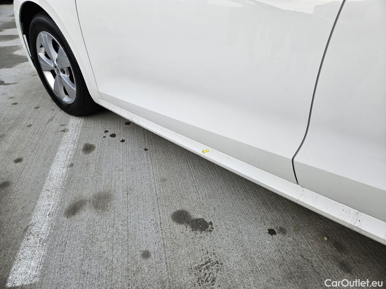  Skoda  Octavia 1.5 TSI MHEV Ambition DSG #1