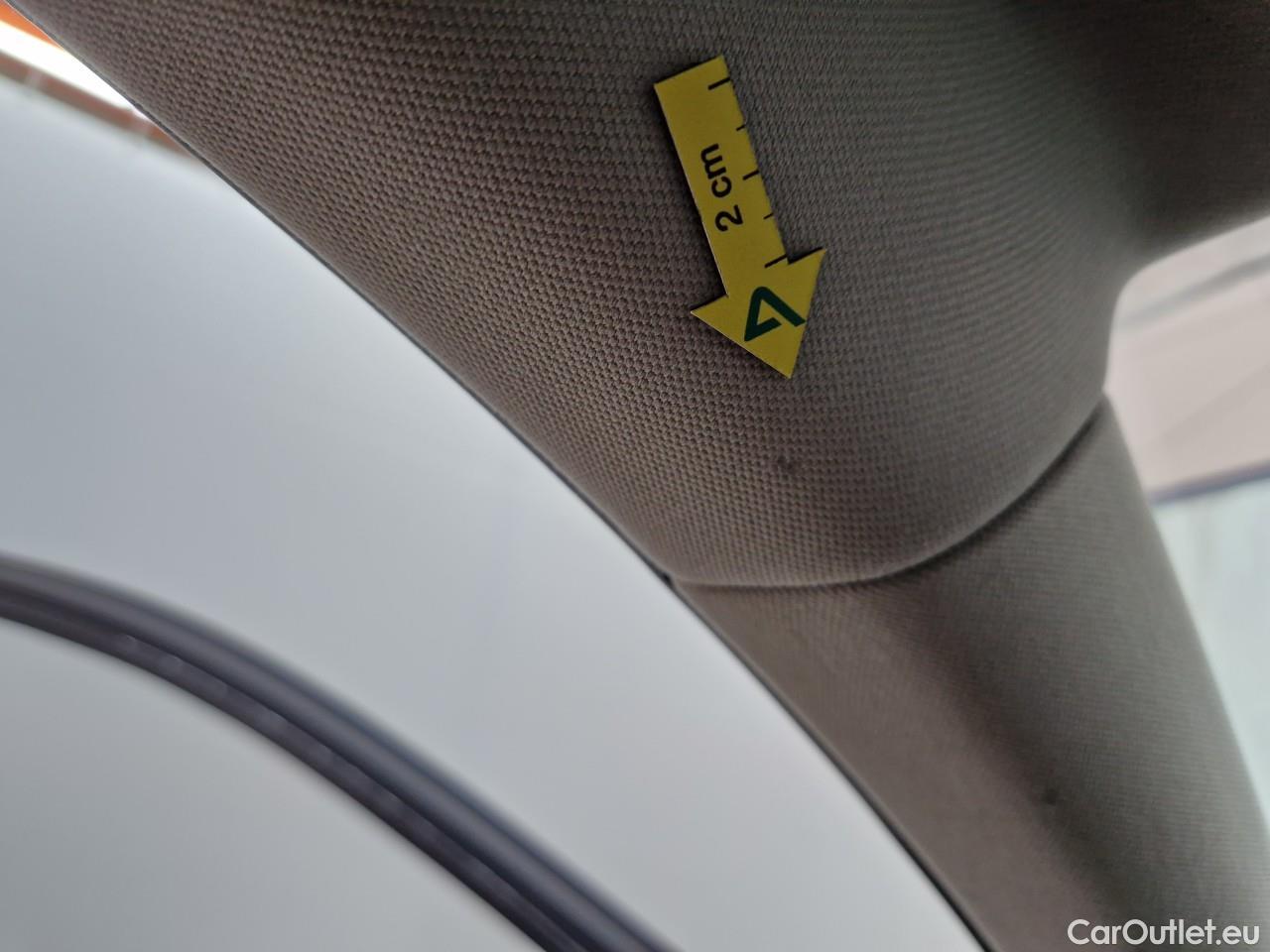  Volkswagen  Passat Highline 2.0 TDI DSG 150 CP #46