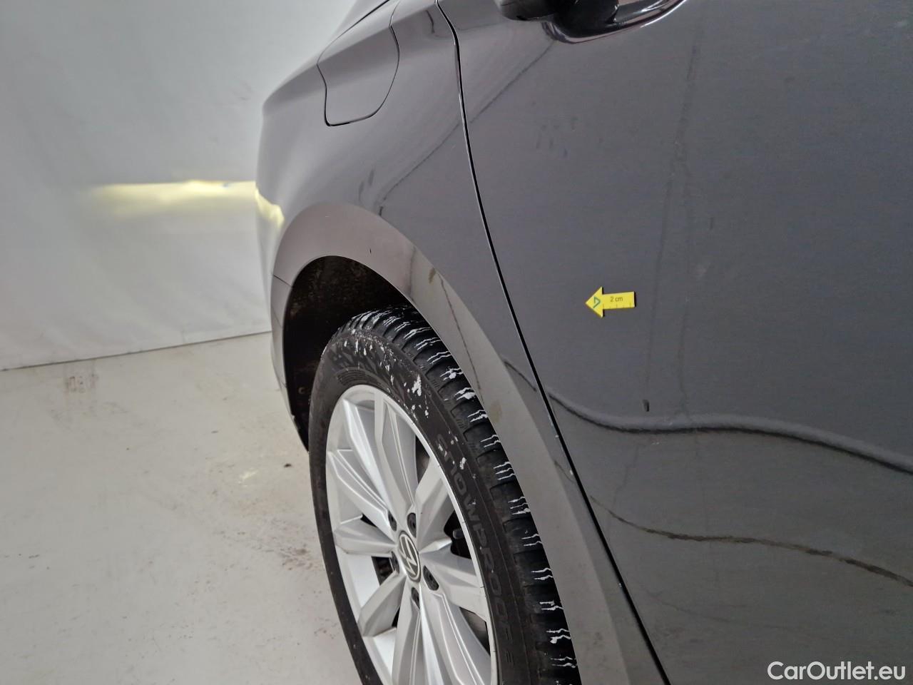  Volkswagen  Passat Highline 2.0 TDI DSG 150 CP #20