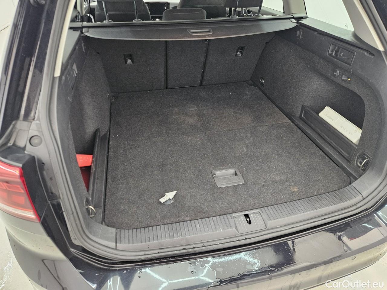  Volkswagen  Passat Var.Comf.1.5 TSI ACT DSG 150 CP #61