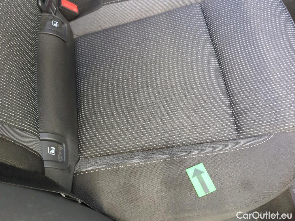  Skoda  Octavia 1.5 TSI MHEV Ambition Combi DSG #8