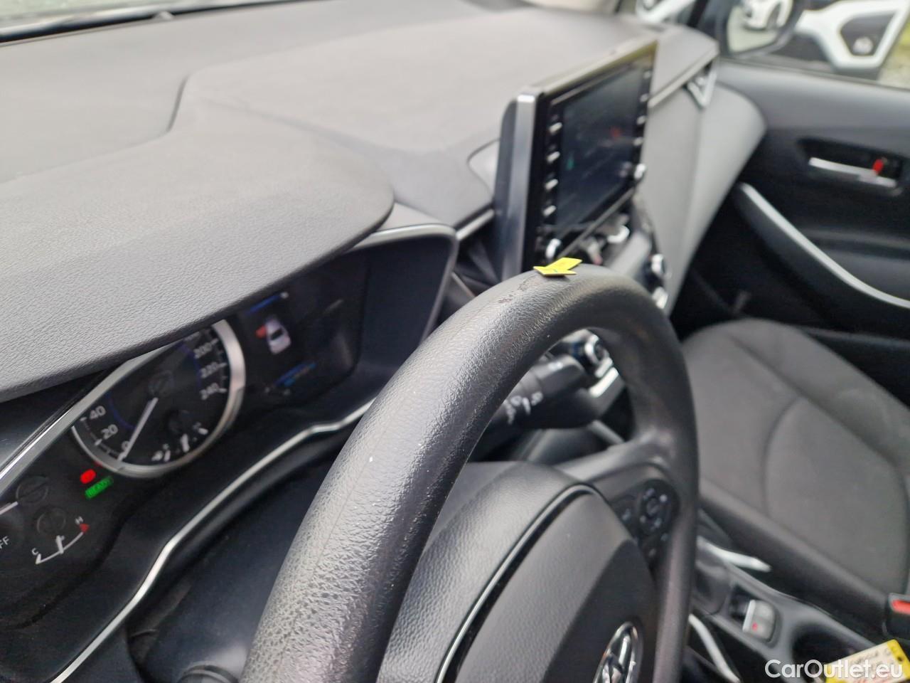  Toyota  Corolla 1.8 Hybrid Business HSD E-CVT #51