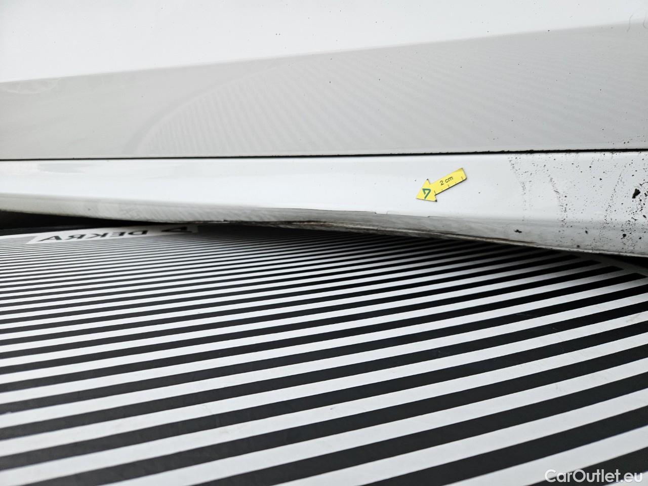  Skoda  Octavia 1.5 TSI MHEV Ambition DSG #12