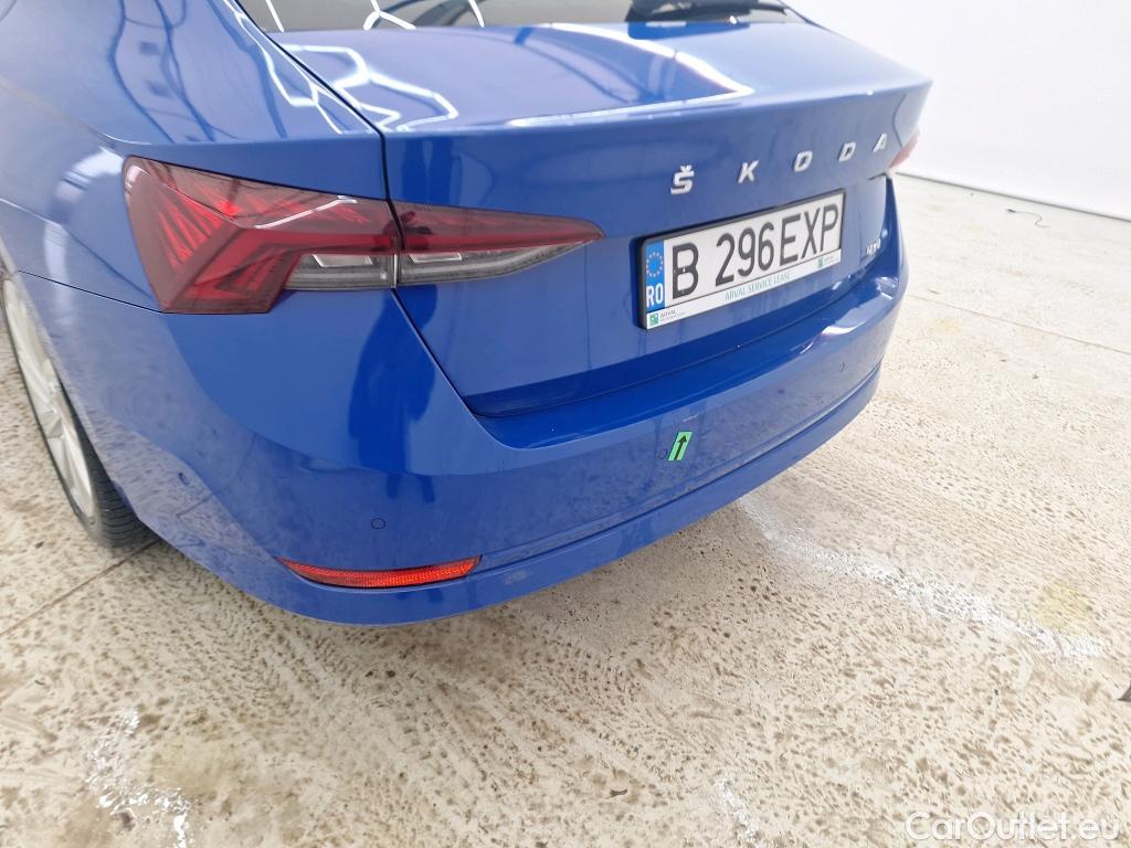  Skoda  Octavia 2.0 TDI 200CP Style DSG 4x4 #3