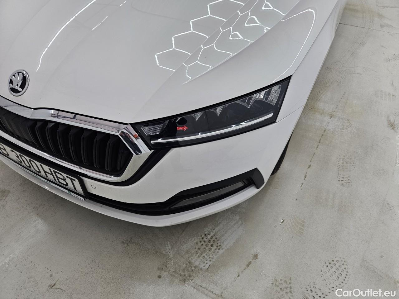  Skoda  Octavia 1.5 TSI MHEV Ambition DSG #5