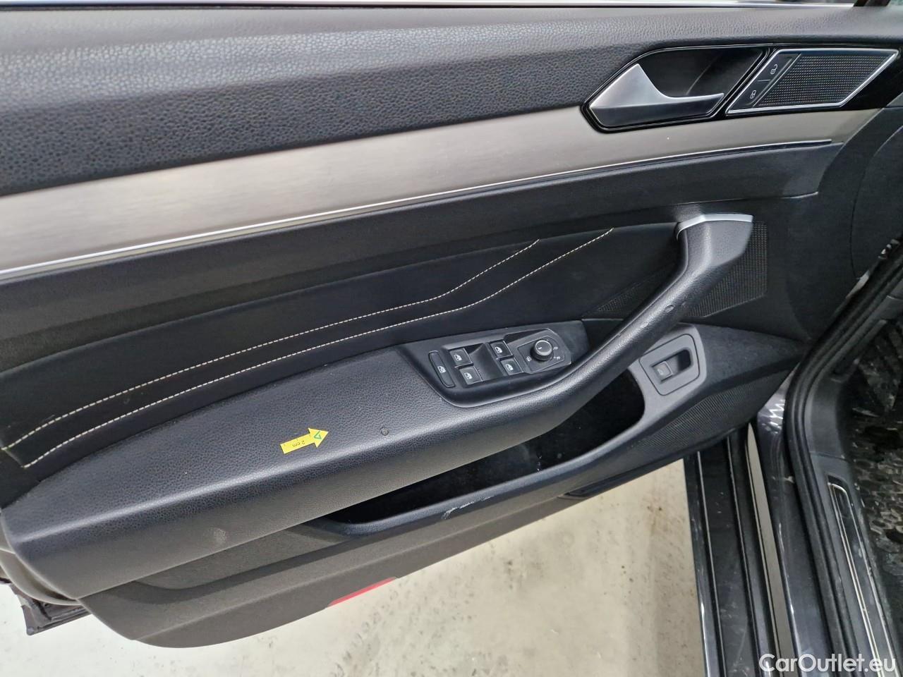  Volkswagen  Passat Highline 2.0 TDI DSG 150 CP #39