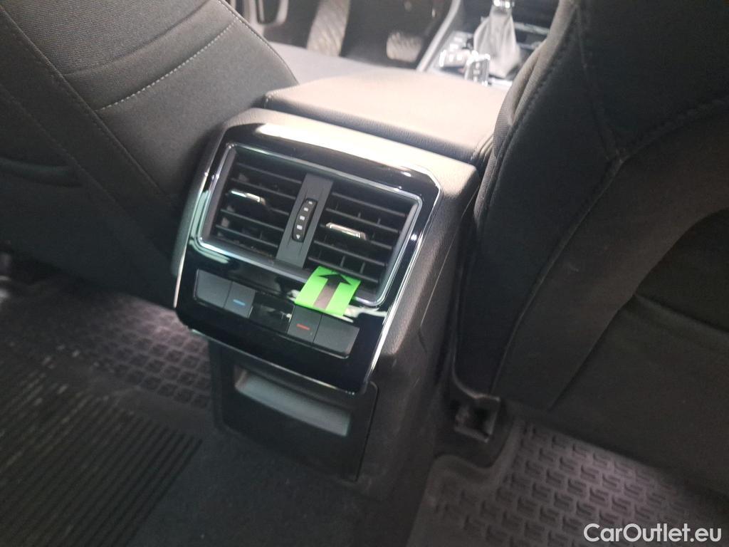  Skoda  Superb 2.0 TSI 280CP Style DSG 4x4 #9