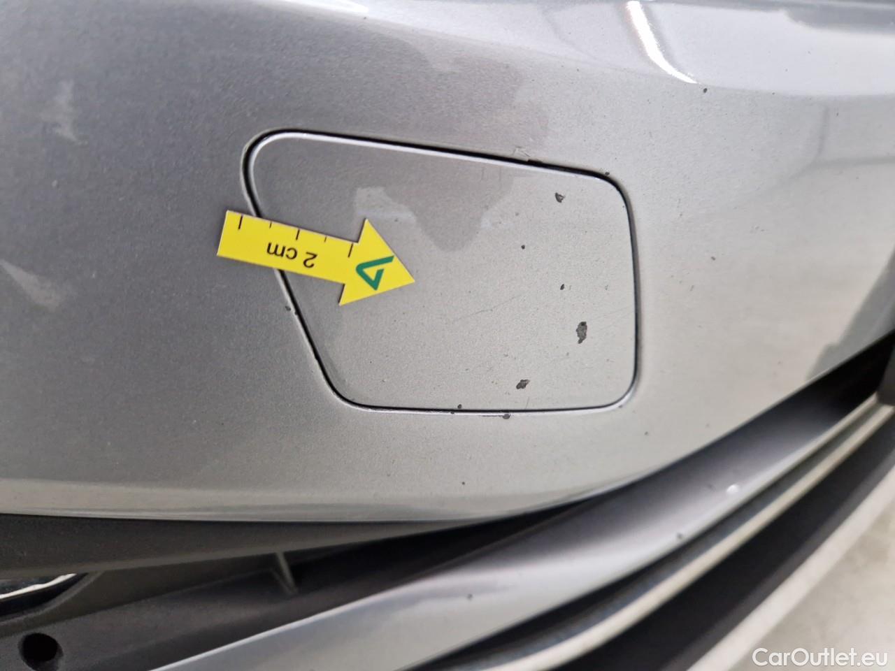  Volkswagen  Passat Var. Highline 2.0 TDI DSG 150 CP #9