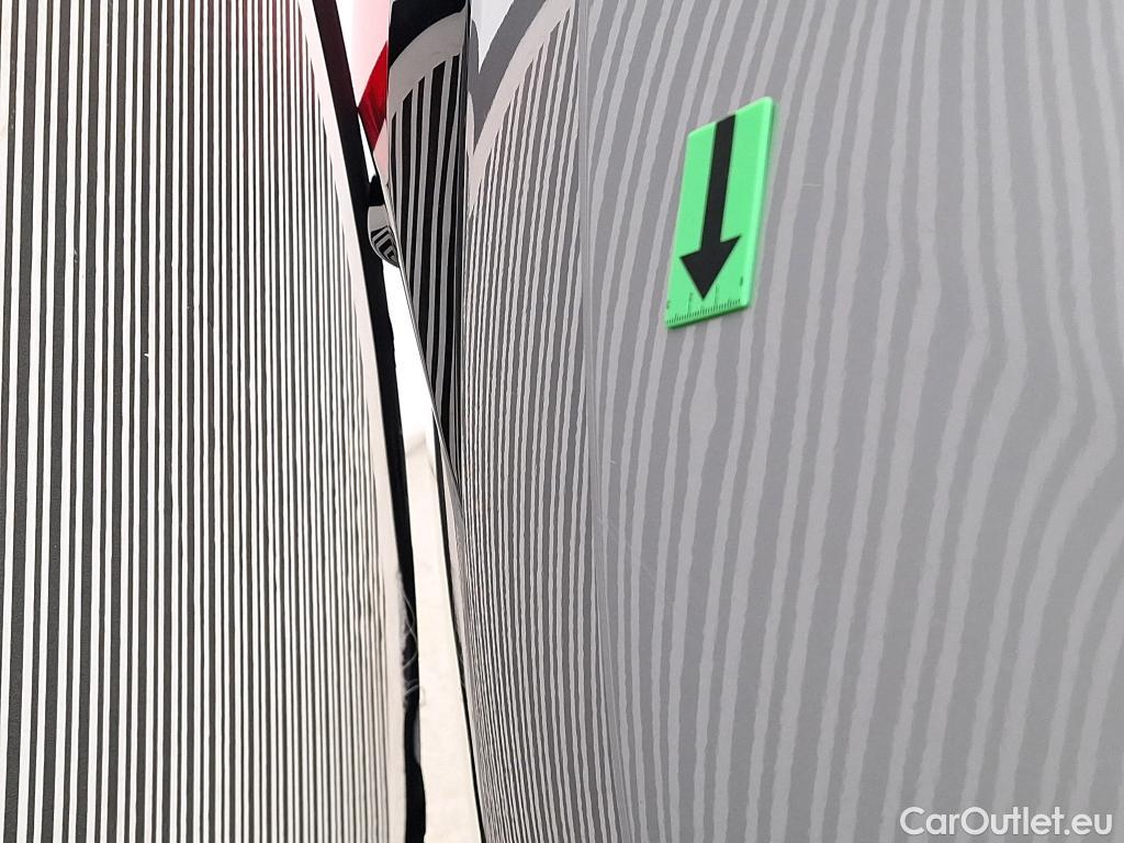  Toyota  RAV4 2.5 Hybrid Luxury HSD E-CVT 4x4 #10