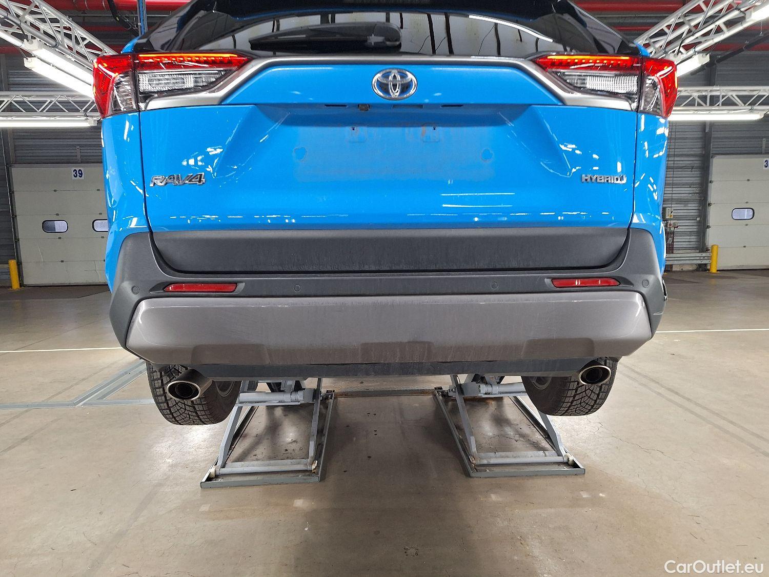  Toyota  RAV4 Toyota,  '18, Toyota  2.5 VVT-i Hybrid Premium Plus E-CVT 5d #3