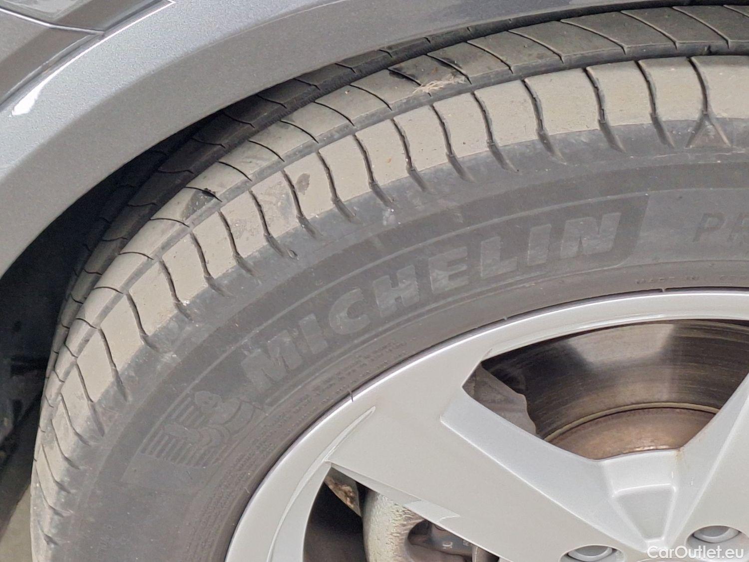  Audi  Q2 Audi,  FL'20, Audi  1.5 35 TFSI 110kW S tronic S Line B. Ed. 5 #19