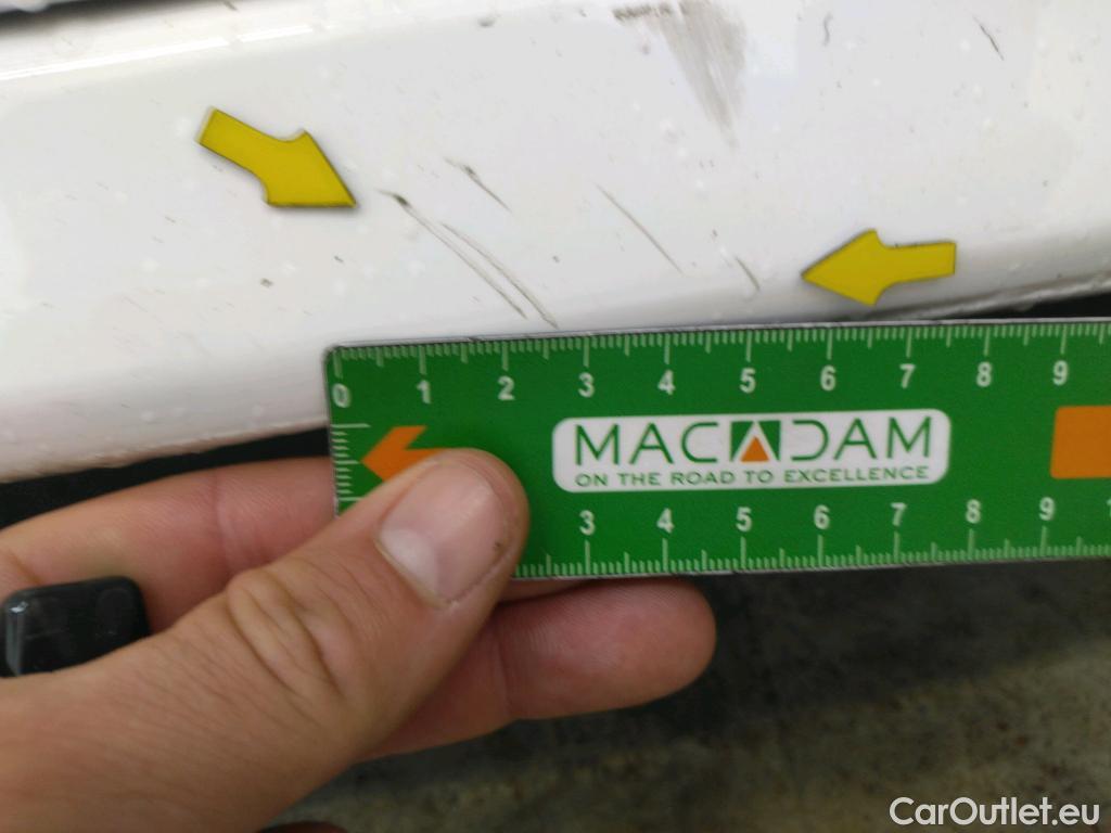  Peugeot  208  Premium 1.5 HDi 100CV BVM6 E6d #32