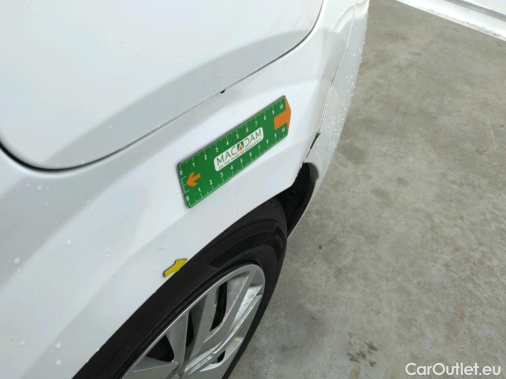  Peugeot  208  Premium 1.5 HDi 100CV BVM6 E6d #3