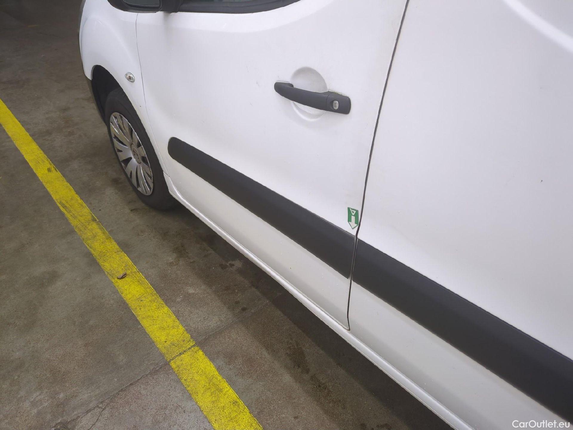  Citroen  Berlingo  Fourgon Business L2 (Long) 1.6 BlueHDi 120CV BVM6 E6 #29