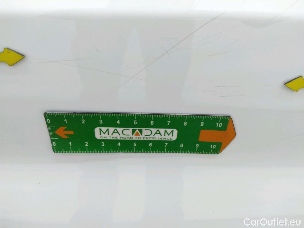  Peugeot  208  Premium 1.5 HDi 100CV BVM6 E6d #46