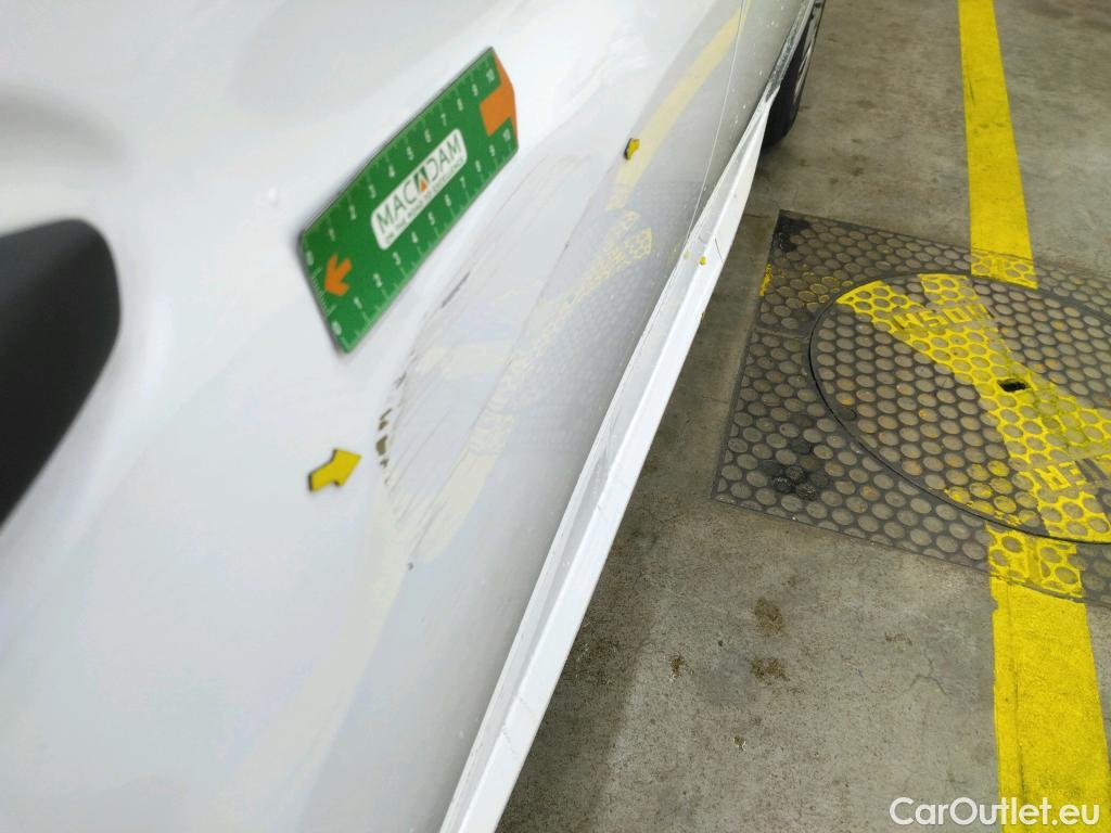  Peugeot  208  Premium 1.5 HDi 100CV BVM6 E6d #7