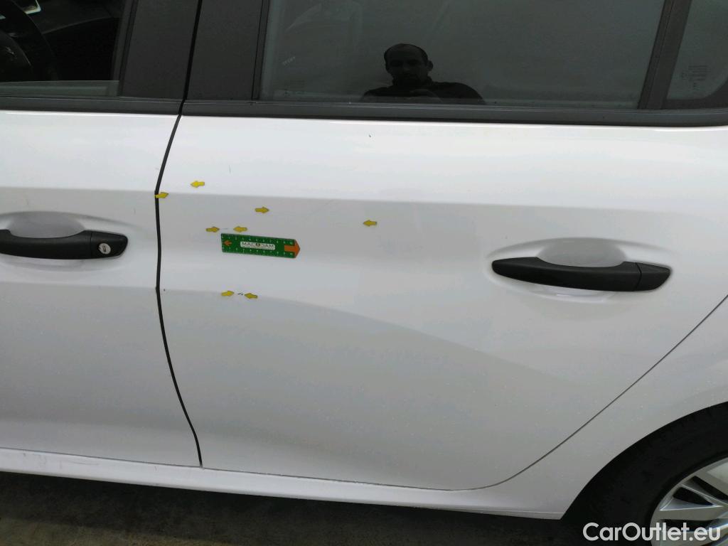  Peugeot  208  Premium 1.5 HDi 100CV BVM6 E6d #44