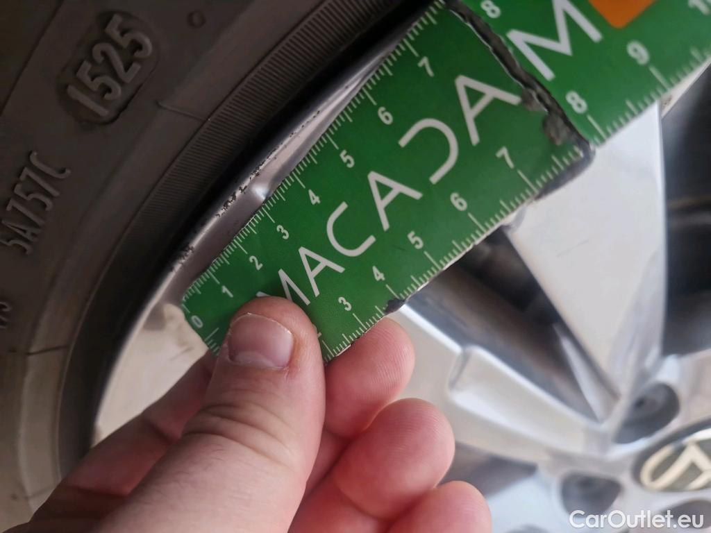  Volkswagen  Tiguan VOLKSWAGEN  / 2020 / 5P / SUV 1.4 eHybrid 245 DSG6 R-Line Exclusive #28