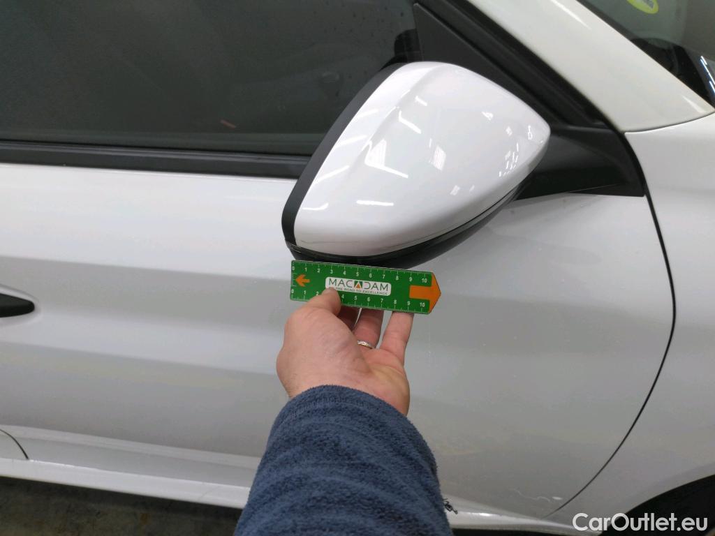  Peugeot  208  Premium 1.5 HDi 100CV BVM6 E6d #54