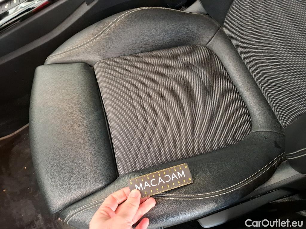  Mercedes  A-Klasse MERCEDES-BENZ Classe A Compact / 2018 / 5P / Berline A 200 Business Line 7G-DCT #11