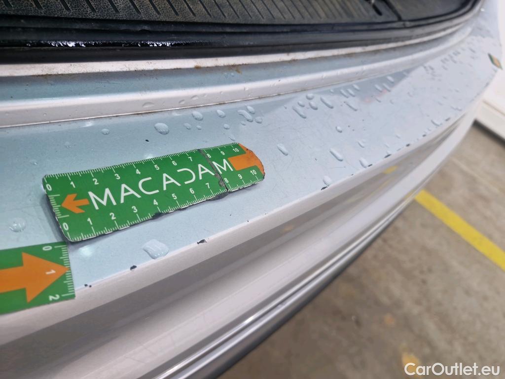  Volkswagen  Tiguan VOLKSWAGEN  / 2020 / 5P / SUV 1.4 eHybrid 245 DSG6 R-Line Exclusive #18