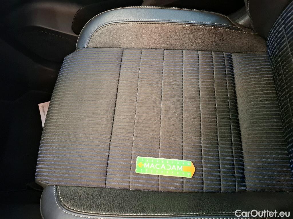  Nissan  Qashqai NISSAN  / 2021 / 5P / Crossover 1.3 MHEV 158ch Xtronic Tekna #9