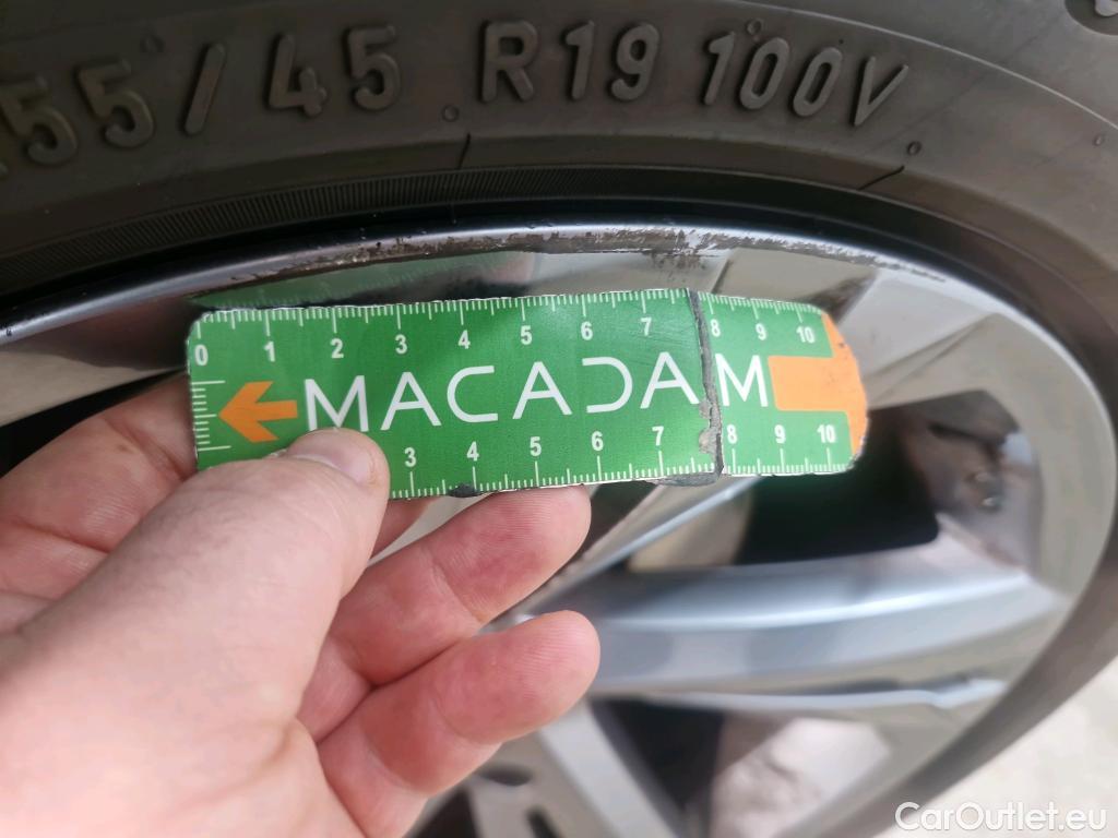  Volkswagen  Tiguan VOLKSWAGEN  / 2020 / 5P / SUV 1.4 eHybrid 245 DSG6 R-Line Exclusive #27