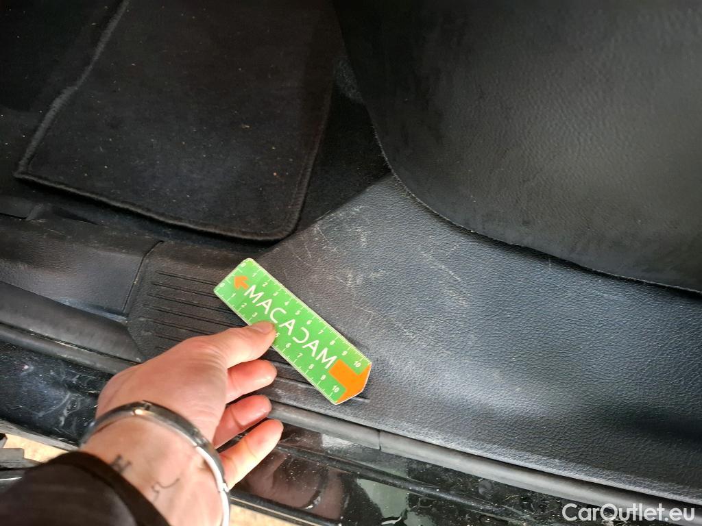  Nissan  Qashqai NISSAN  / 2021 / 5P / Crossover 1.3 MHEV 158ch Xtronic Tekna #4