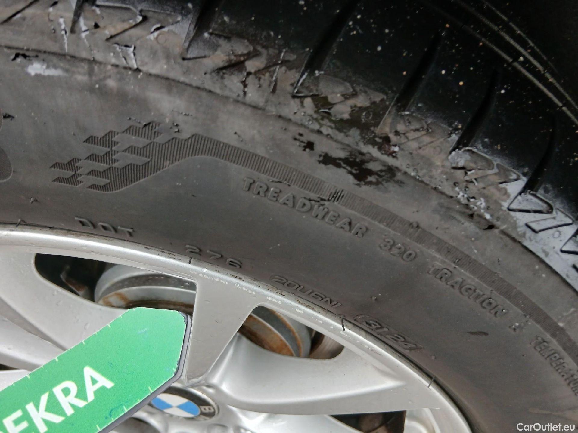  Bmw  Serie 3 BMW  / 2015 / 5P / familiar 318d Touring #2