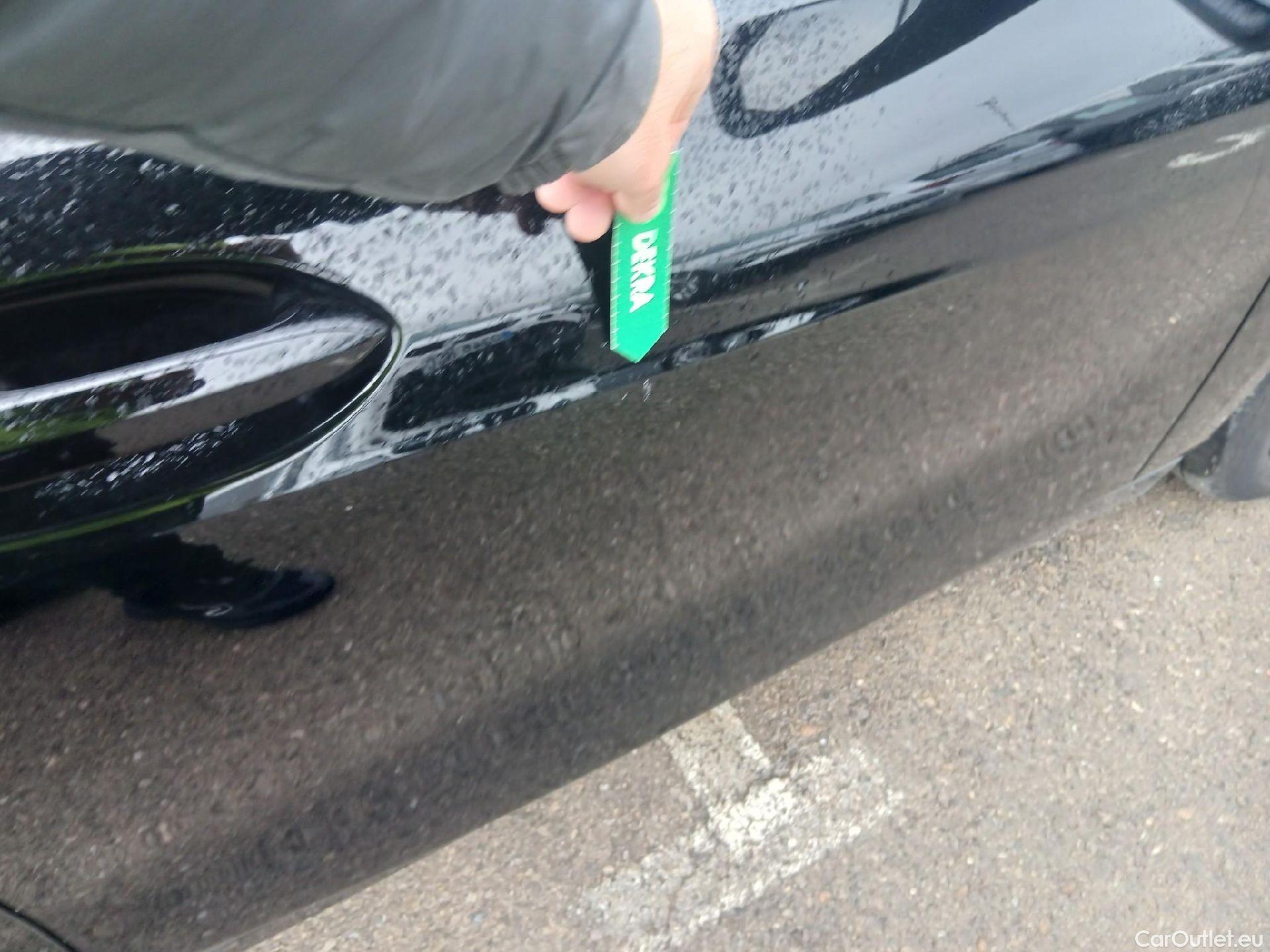  Bmw  Serie 1 BMW  / 2019 / 5P / berlina con portón 116d #17