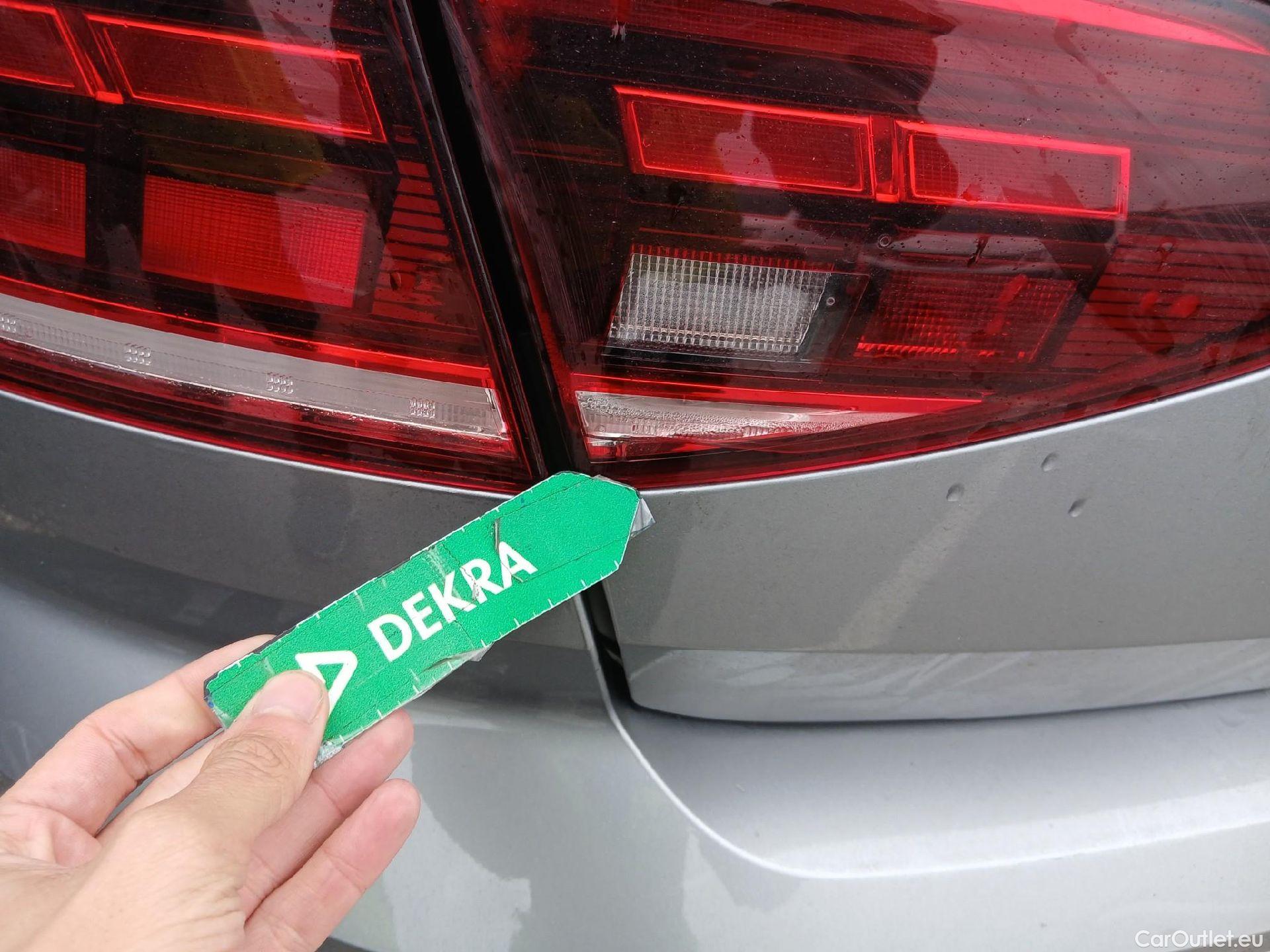  Volkswagen  Passat VOLKSWAGEN  / 2019 / 4P / sedán Business 2.0 TDI 90kW (122CV) DSG #29