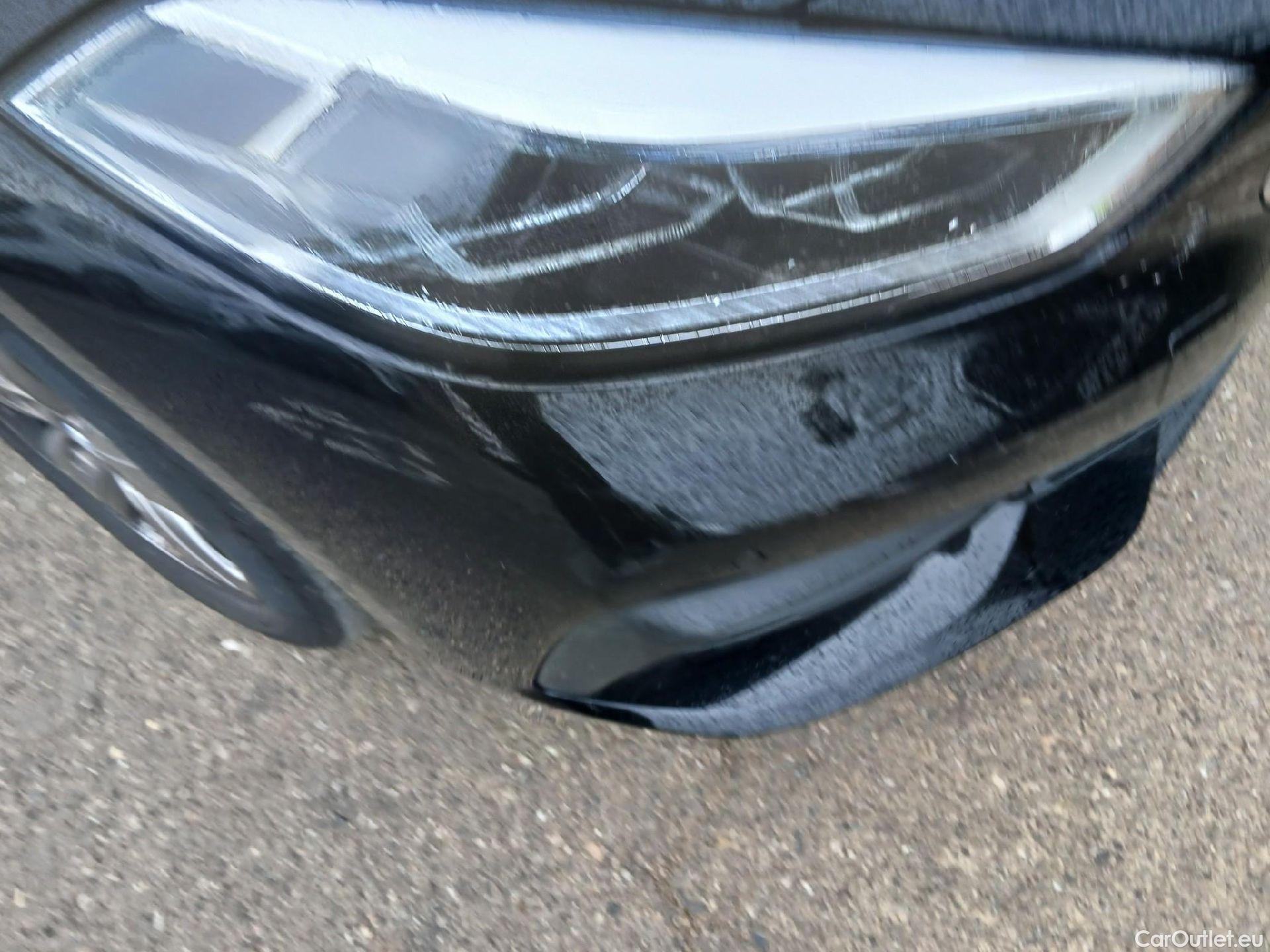  Bmw  Serie 1 BMW  / 2019 / 5P / berlina con portón 116d #2