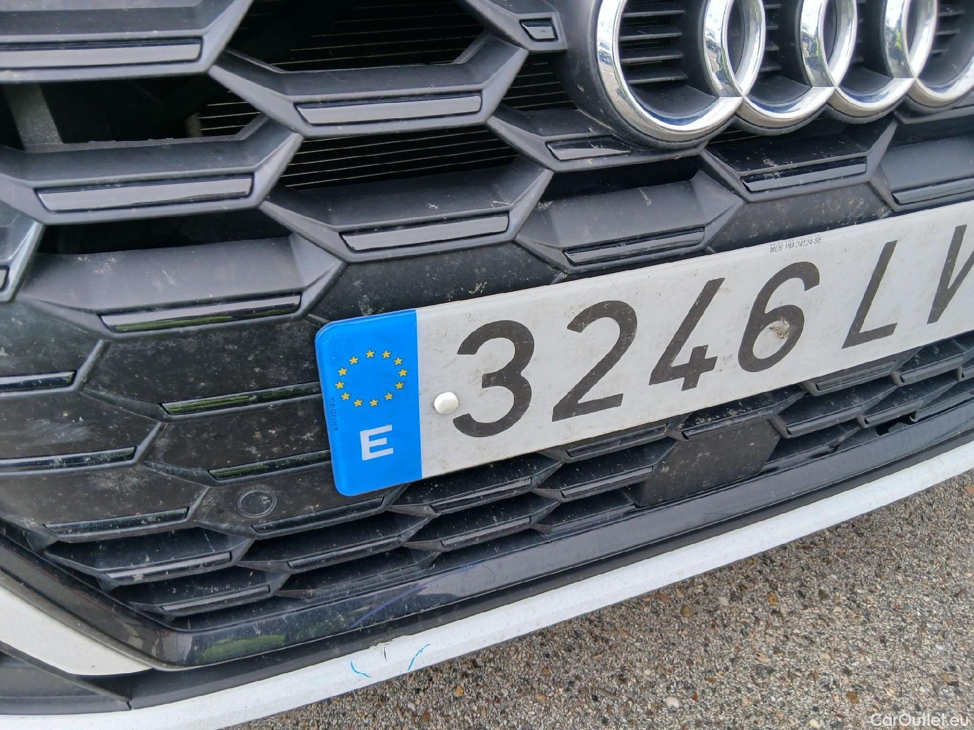  Audi  A3 AUDI  / 2020 / 5P / berlina con portón Sportback Black 45 TFSI e Comp S tronic #15