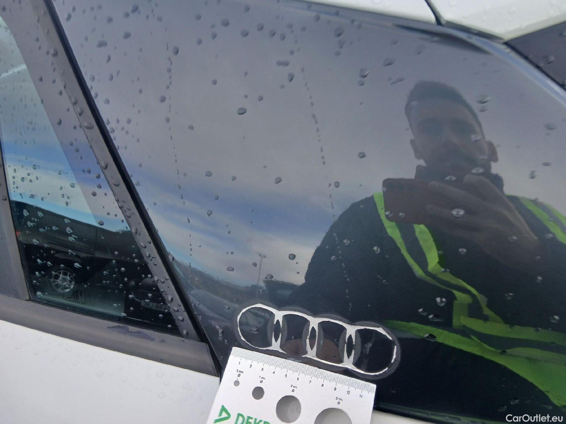  Audi  Q2 AUDI  / 2016 / 5P / todoterreno Design 30 TFSI 85kW (116CV) #13