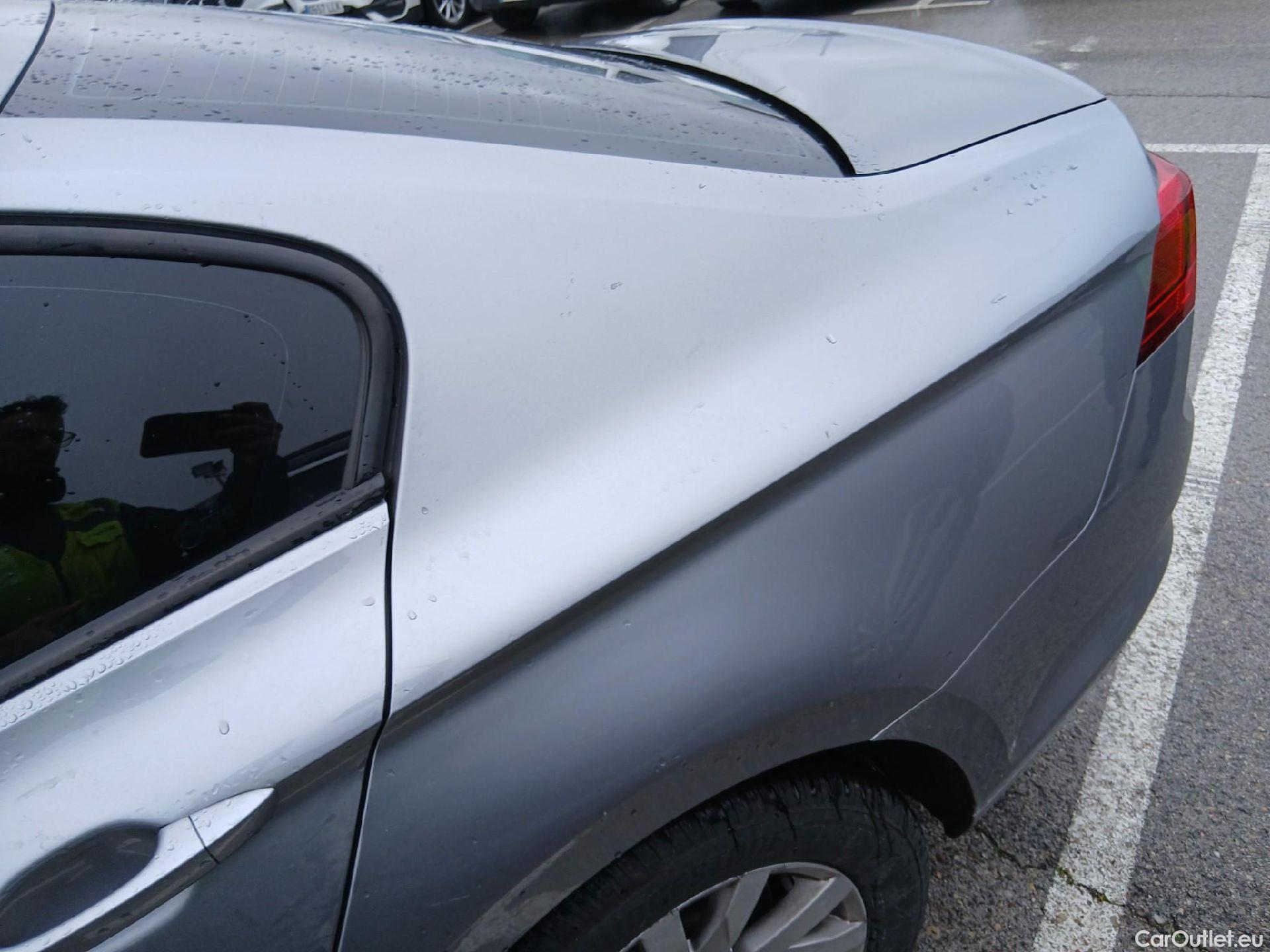  Volkswagen  Passat VOLKSWAGEN  / 2019 / 4P / sedán Business 2.0 TDI 90kW (122CV) DSG #25