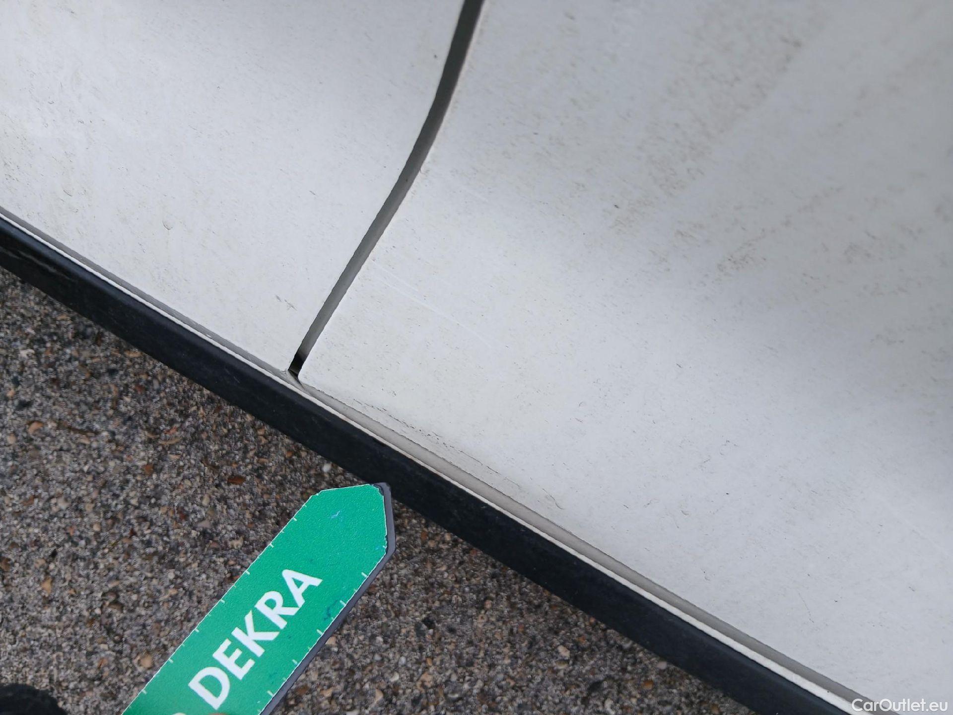  Audi  A3 AUDI  / 2020 / 5P / berlina con portón Sportback Black 45 TFSI e Comp S tronic #17