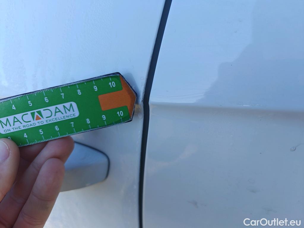  Volkswagen  T-ROC VOLKSWAGEN  / 2021 / 5P / todoterreno Life 2.0 TDI 85kW (115CV) (AC) #20