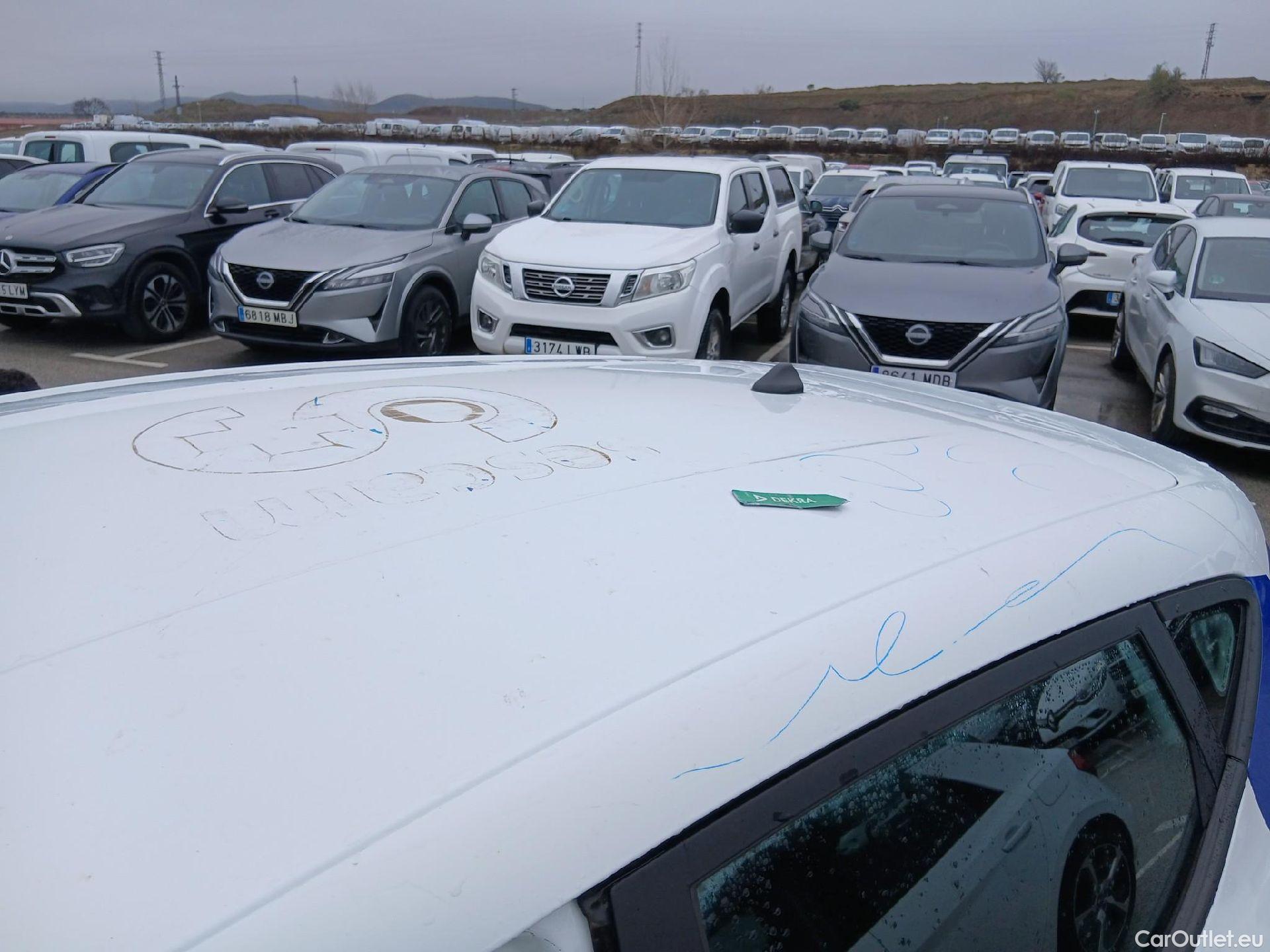  Ford  Fiesta FORD  / 2017 / 5P / berlina con portón 1.1 Ti-VCT 63kW Trend+ 5p #18