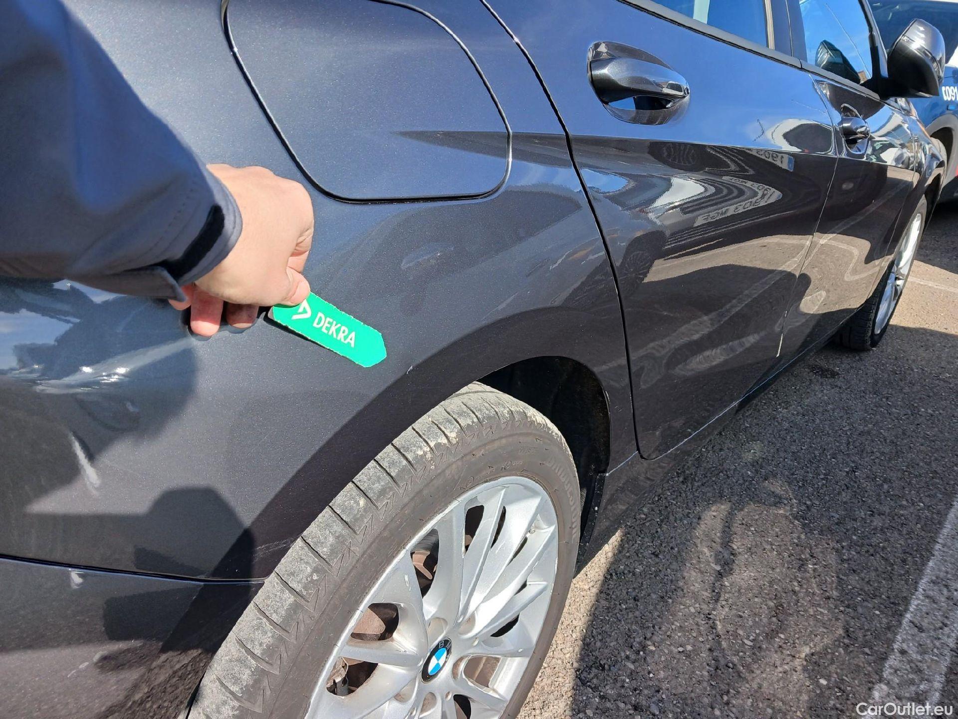  Bmw  Serie 1 BMW  / 2019 / 5P / berlina con portón 118i #24