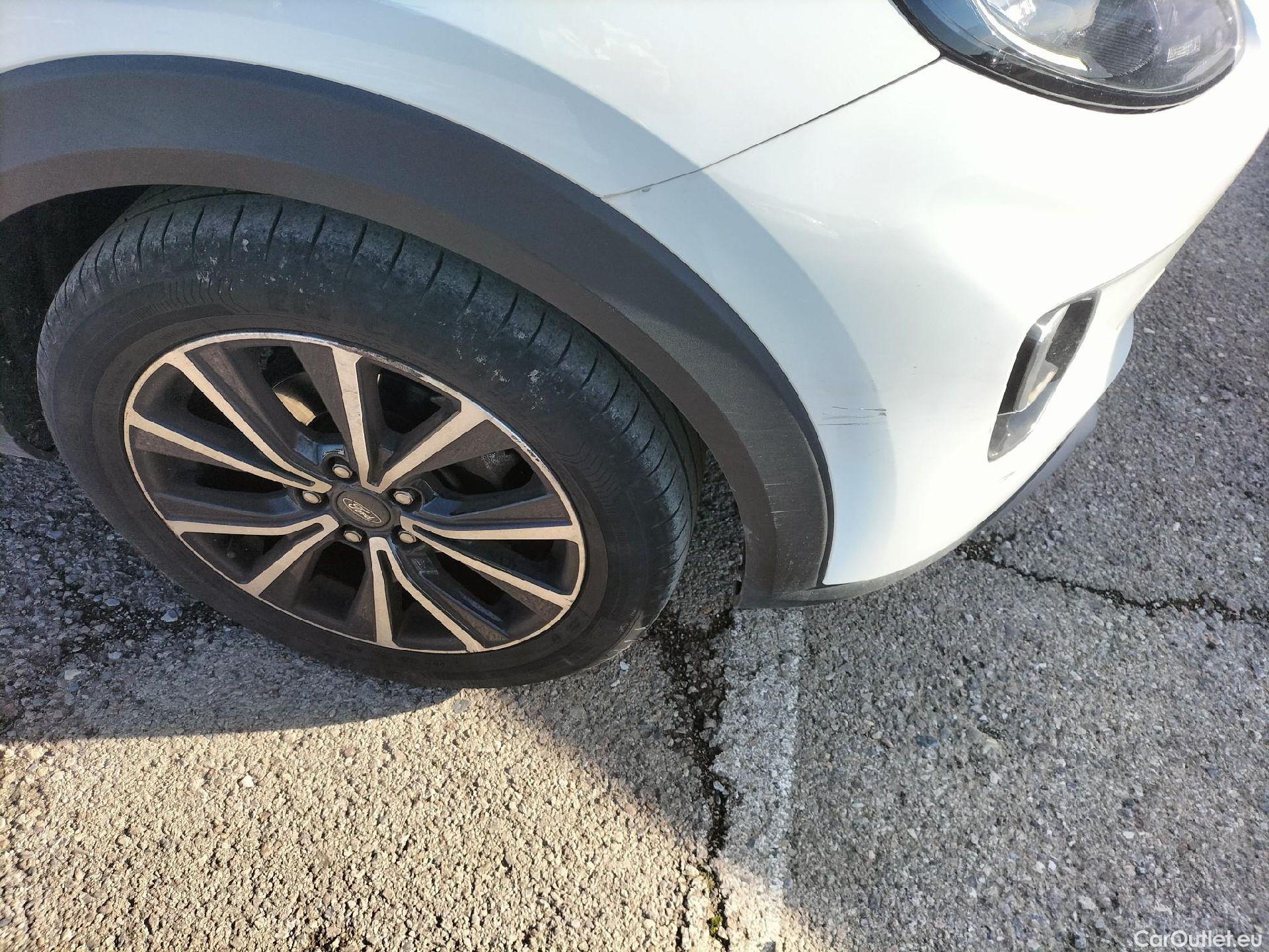  Ford  Puma FORD  / 2019 / 5P / todoterreno 1.0 EcoBoost 92kW (125cv) Titanium MHEV #4