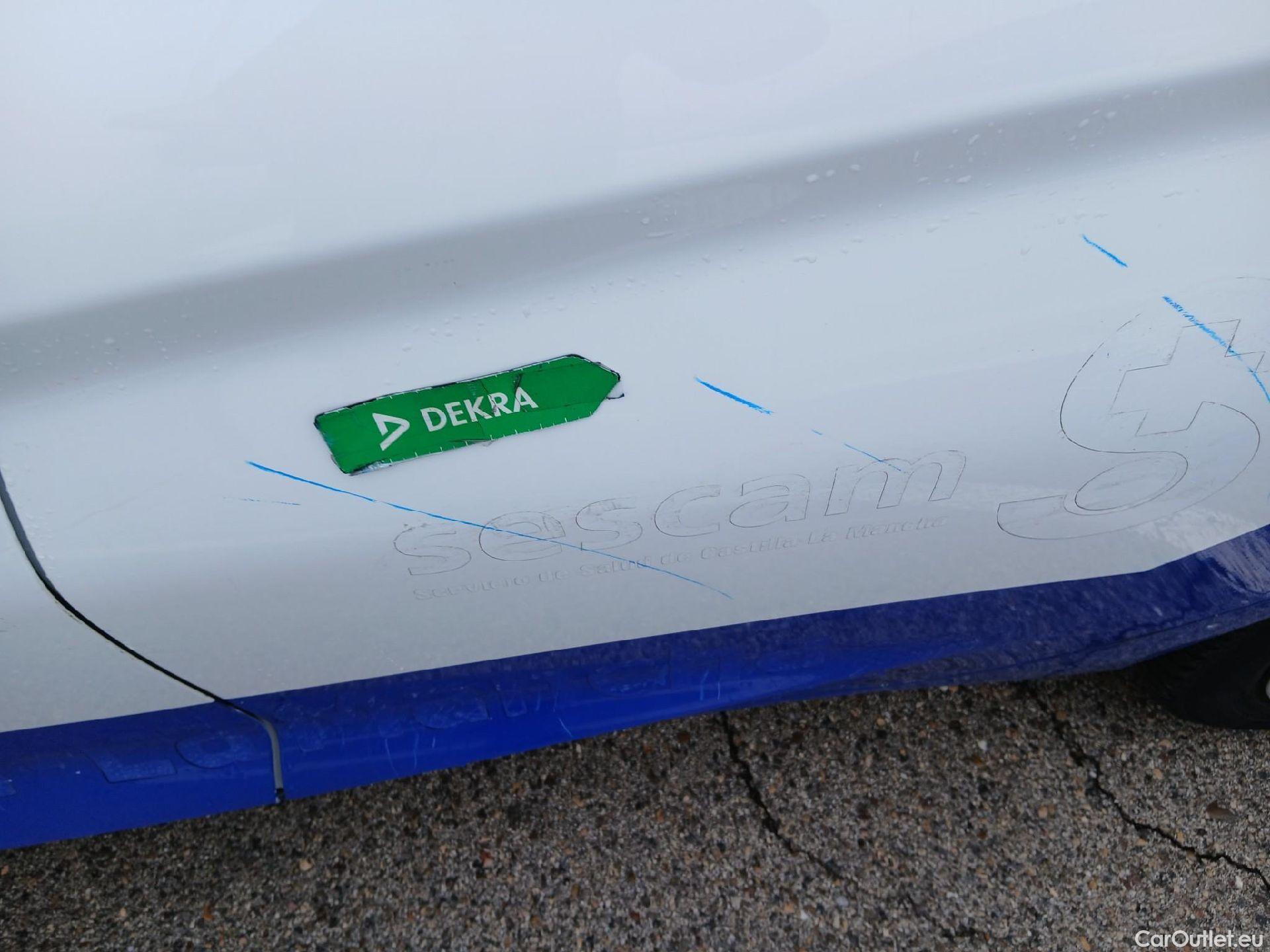  Ford  Fiesta FORD  / 2017 / 5P / berlina con portón 1.1 Ti-VCT 63kW Trend+ 5p #20