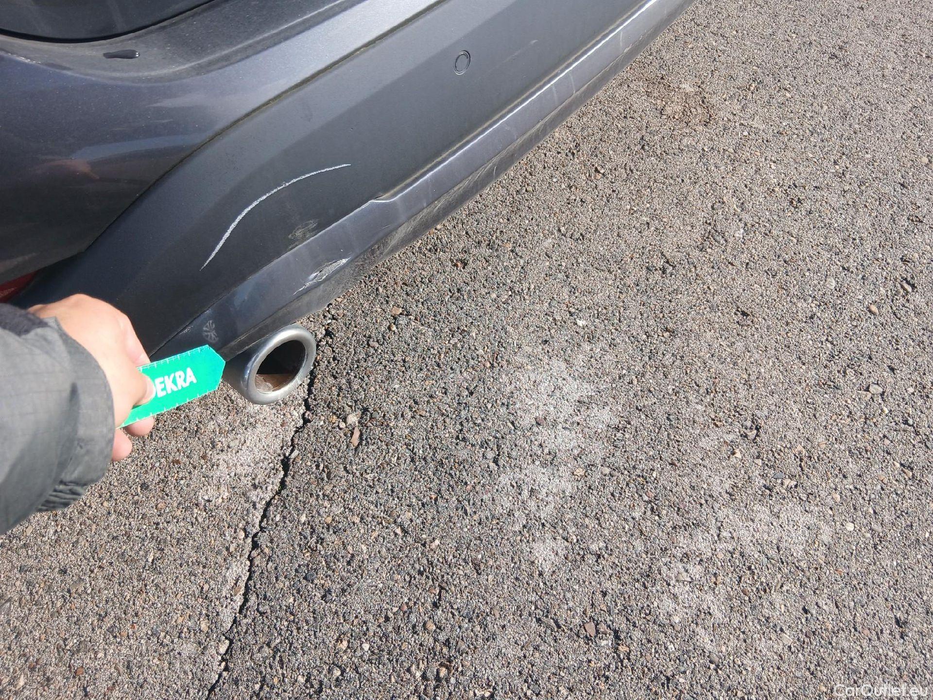  Bmw  X1 BMW  sDrive18i #15