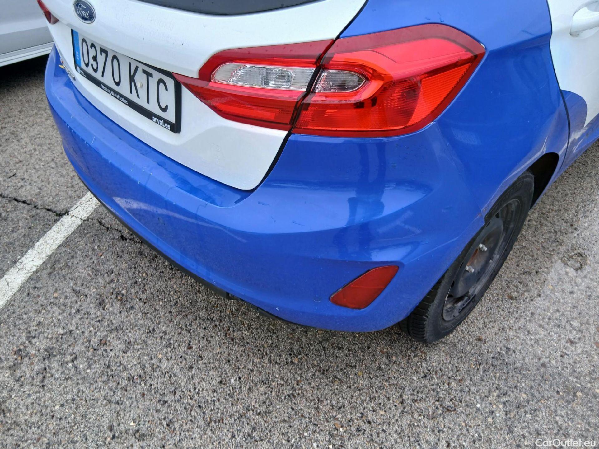  Ford  Fiesta FORD  / 2017 / 5P / berlina con portón 1.1 Ti-VCT 63kW Trend+ 5p #27