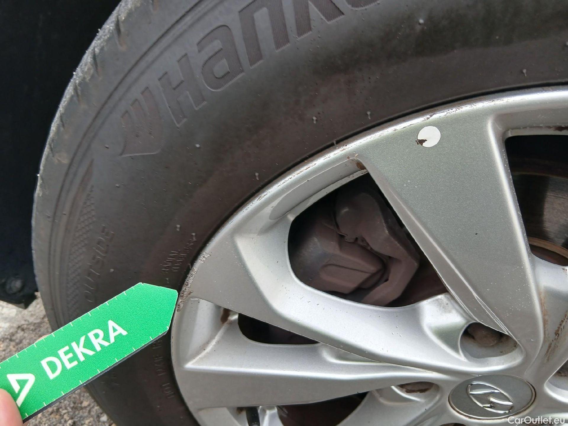  Hyundai  Tucson HYUNDAI  / 2018 / 5P / todoterreno 1.6 CRDI 85kW (116CV) 48V SLE 4X2(SP)(SL) #2