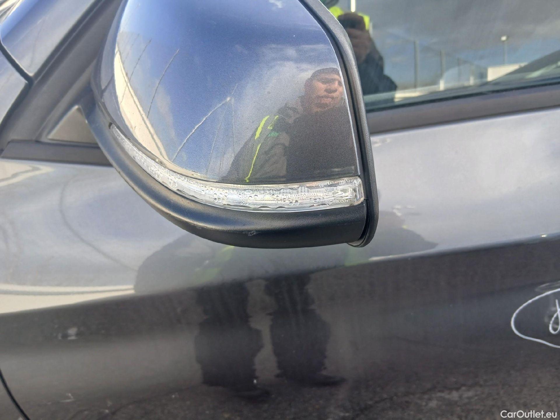  Bmw  X1 BMW  sDrive18i #9