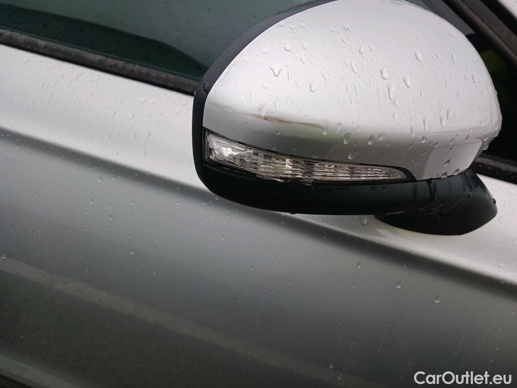  Ford  Mondeo FORD  / 2014 / 5P / familiar 2.0 TDCi 110kW Trend SportBreak #14