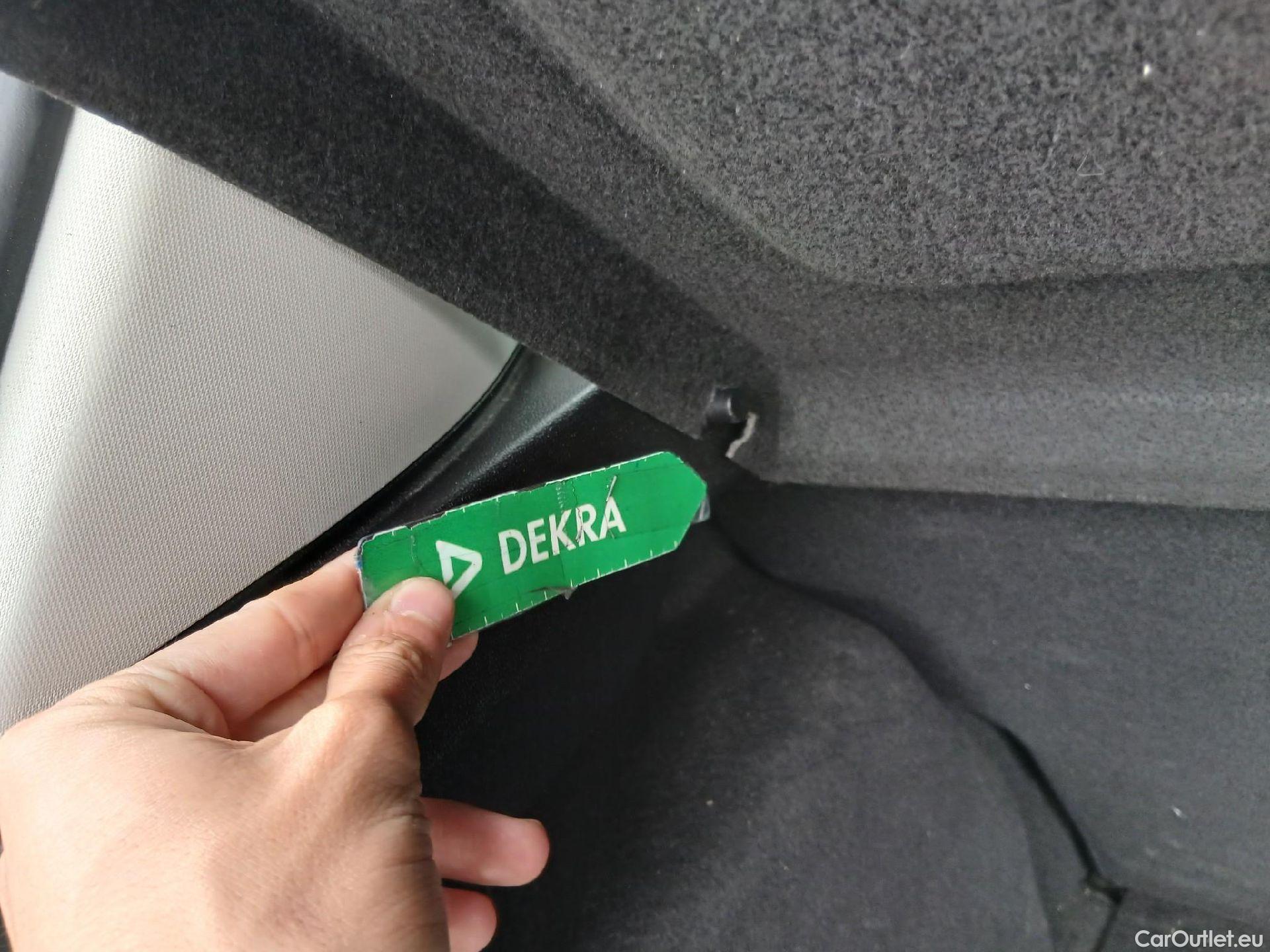  Ford  Fiesta FORD  / 2017 / 5P / berlina con portón 1.1 Ti-VCT 63kW Trend+ 5p #35