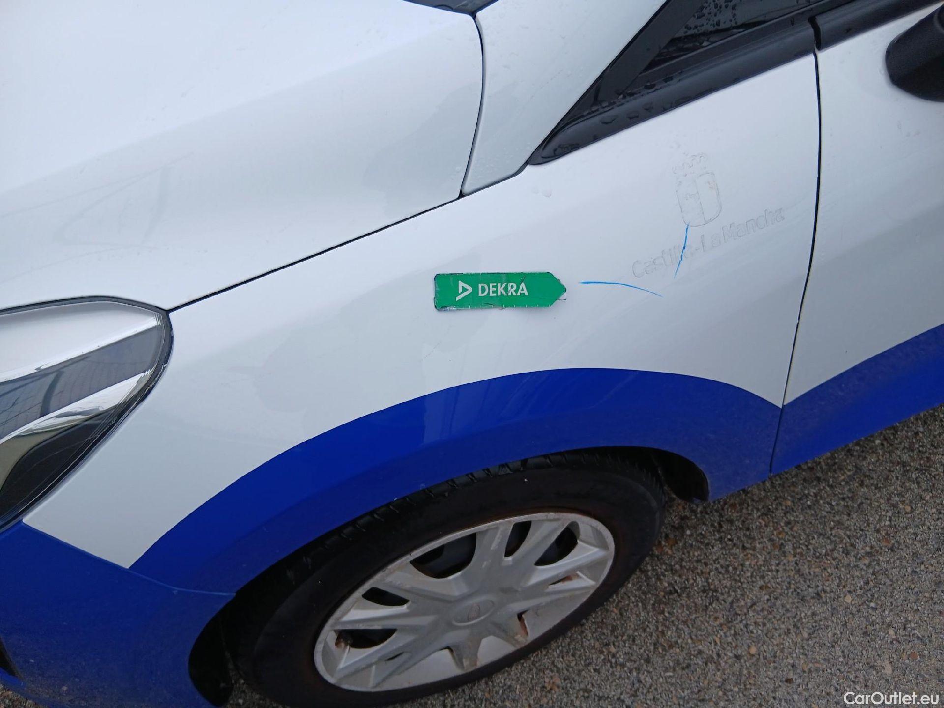  Ford  Fiesta FORD  / 2017 / 5P / berlina con portón 1.1 Ti-VCT 63kW Trend+ 5p #10